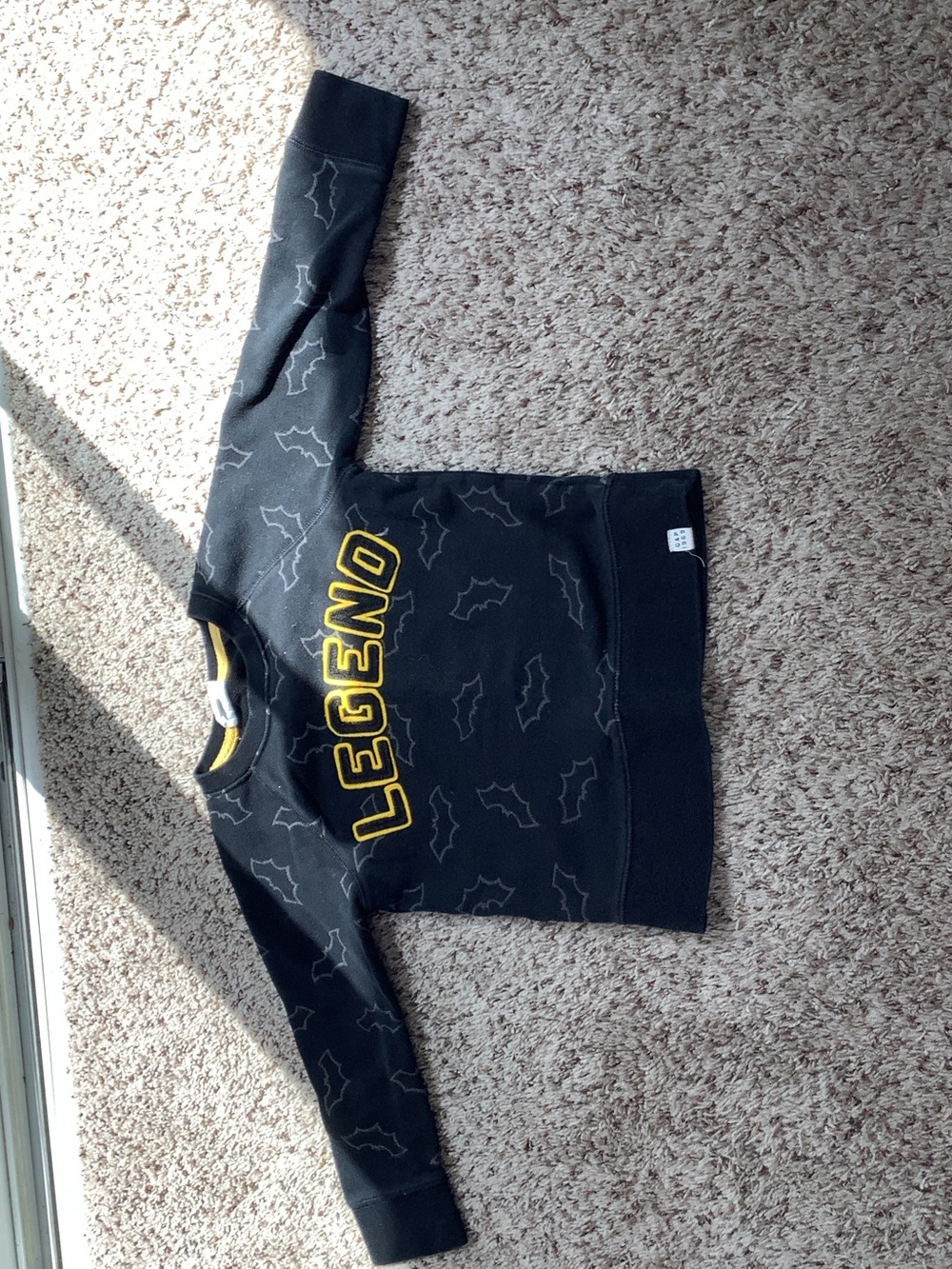 GAP long sleeve Batman: Legend toddler size 4
